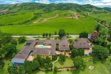 پانسیون Forest Hill1 Khao Kho