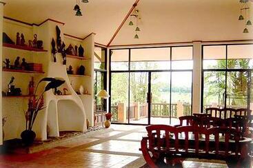پانسیون Forest Hill1 Khao Kho