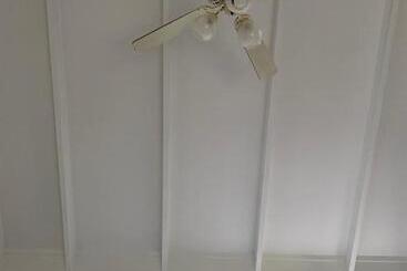 Creek Cottage Bed And Breakfast Traralgon