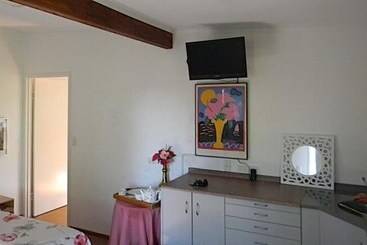 Glenellen Bed And Breakfast