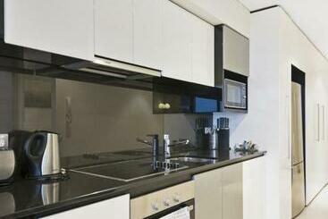 Astra Apartments Perth   Zenith