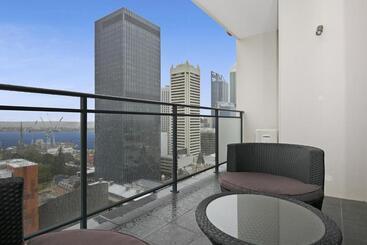 Astra Apartments Perth   Zenith