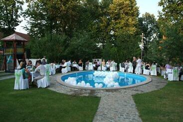B&b Vila Raj