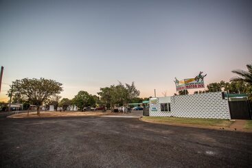 مُتل Fourth Avenue Motor Inn