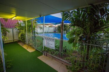 مُتل Fourth Avenue Motor Inn