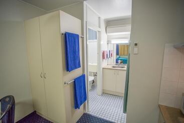 مُتل Fourth Avenue Motor Inn