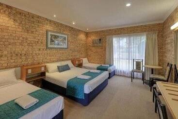 مُتل Mulga Country Motor Inn