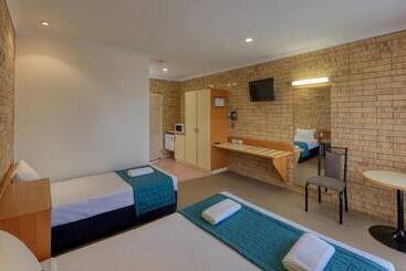 مُتل Mulga Country Motor Inn