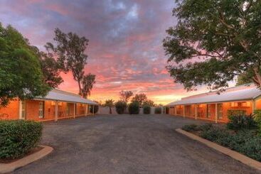 مُتل Mulga Country Motor Inn