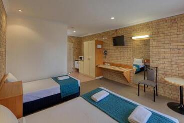 مُتل Mulga Country Motor Inn