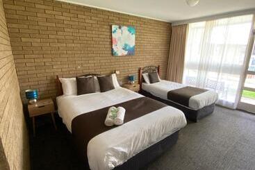 مُتل Warrina Motor Inn Wodonga Cbd