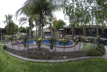 مُتل Warrina Motor Inn Wodonga Cbd