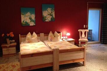 ペンション La Lanterna