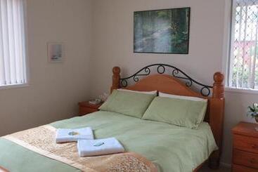 پانسیون Pure Land Guest House