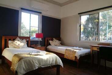 پانسیون Pure Land Guest House