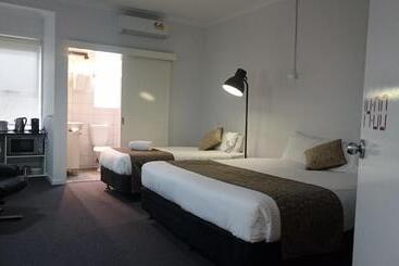 Siesta Central Apartments