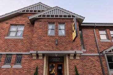 The George Hotel Bathurst
