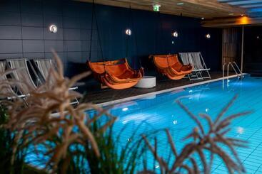 ö Seaside Suites & Spa