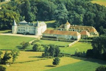 مبيت وإفطار Château De Beaujeu