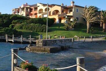 Dahu Porto Cervo 3 Camere 2 Bagni Sulla Spiaggia Cala Del Faro