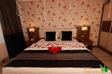 هتل Royal Berk