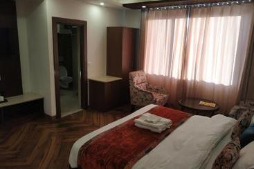 Отель The Kenilworth Mussoorie