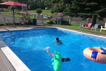Lake Winnipesaukee Motel