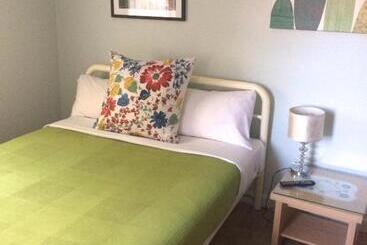 Guesthouse 83 - Cronulla