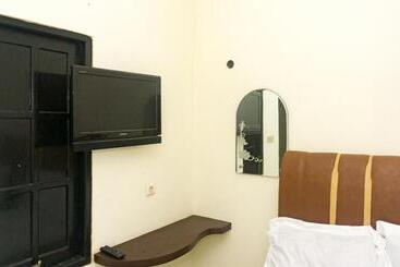 پانسیون Reddoorz Near Sentani Airport Jayapura