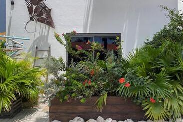 تختخواب و صبحانه Casa Mantana Bonaire