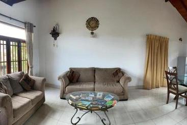 هتل 360 Beach Residence