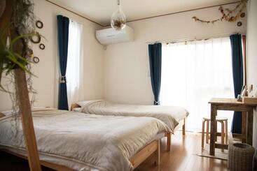 پانسیون Tipy Records Inn Hanare