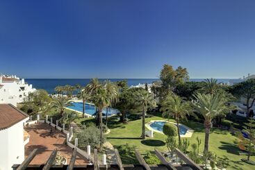 Coral Beach Apart