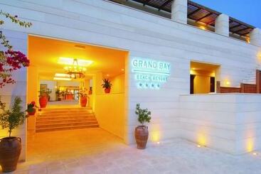 Giannoulis   Grand Bay Beach Resort