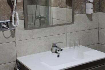 Hostal Mont Royal