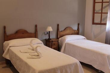 Hostal Mont Royal