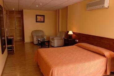 Hostal Mont Royal