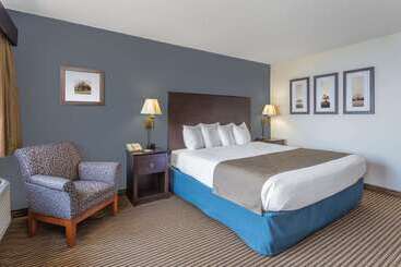 هتل Americinn By Wyndham Menominee