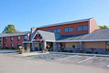 هتل Americinn By Wyndham Menominee