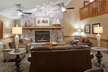 هتل Americinn By Wyndham Menominee