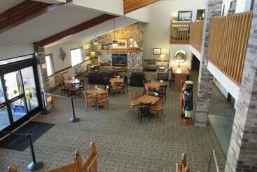 هتل Americinn By Wyndham Menominee