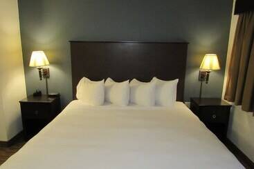 هتل Americinn By Wyndham Menominee