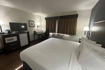 هتل Americinn By Wyndham Menominee