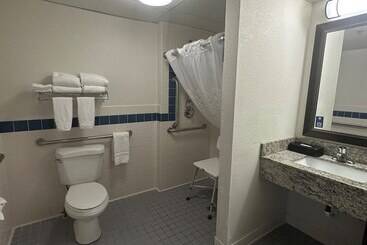 هتل Americinn By Wyndham Menominee