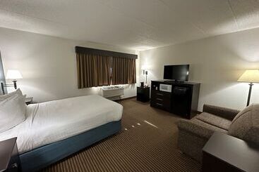 هتل Americinn By Wyndham Menominee