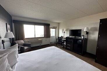 هتل Americinn By Wyndham Menominee