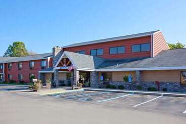 هتل Americinn By Wyndham Menominee