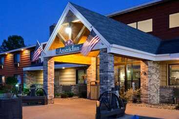 هتل Americinn By Wyndham Menominee