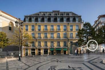 هتل Bairro Alto