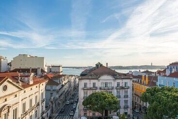 هتل Bairro Alto